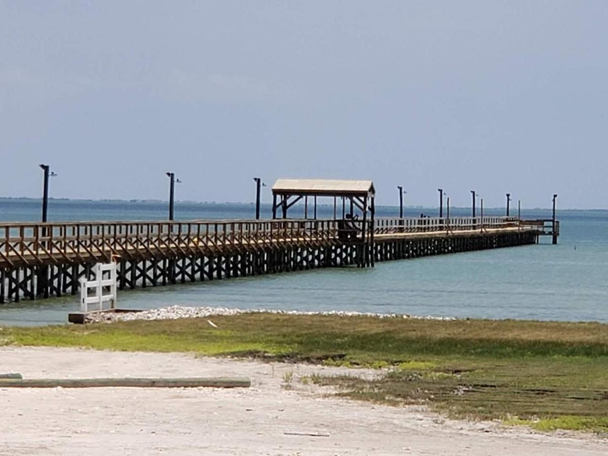 Benjamin'S Pier At Laguna Reef Resort Rockport Exterior photo